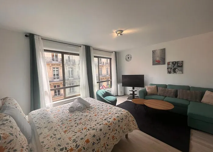 Champs-elysees 2 - Hala * Paříž