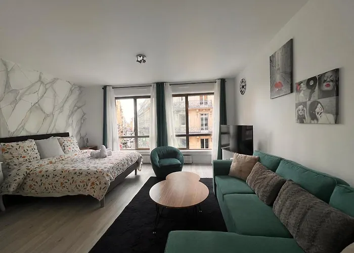 Champs-elysees 2 - Hala Apartmán *