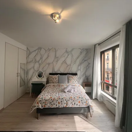 Appartement Champs-elysées 2 - Hala Paris